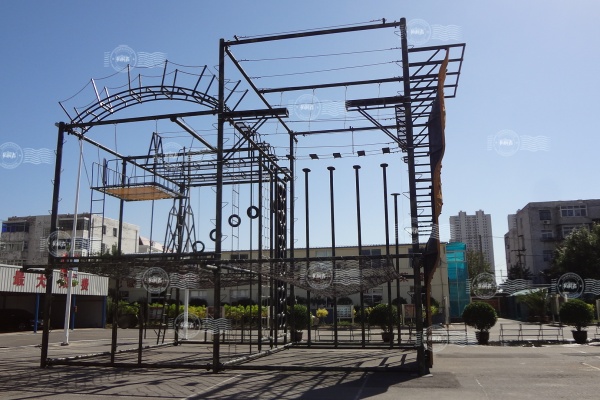 专业安装铸就坚实根基：部队体能训练场的高标准建设与实践