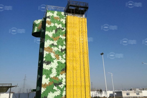 江苏徐州武警支队攀岩 (3).jpg